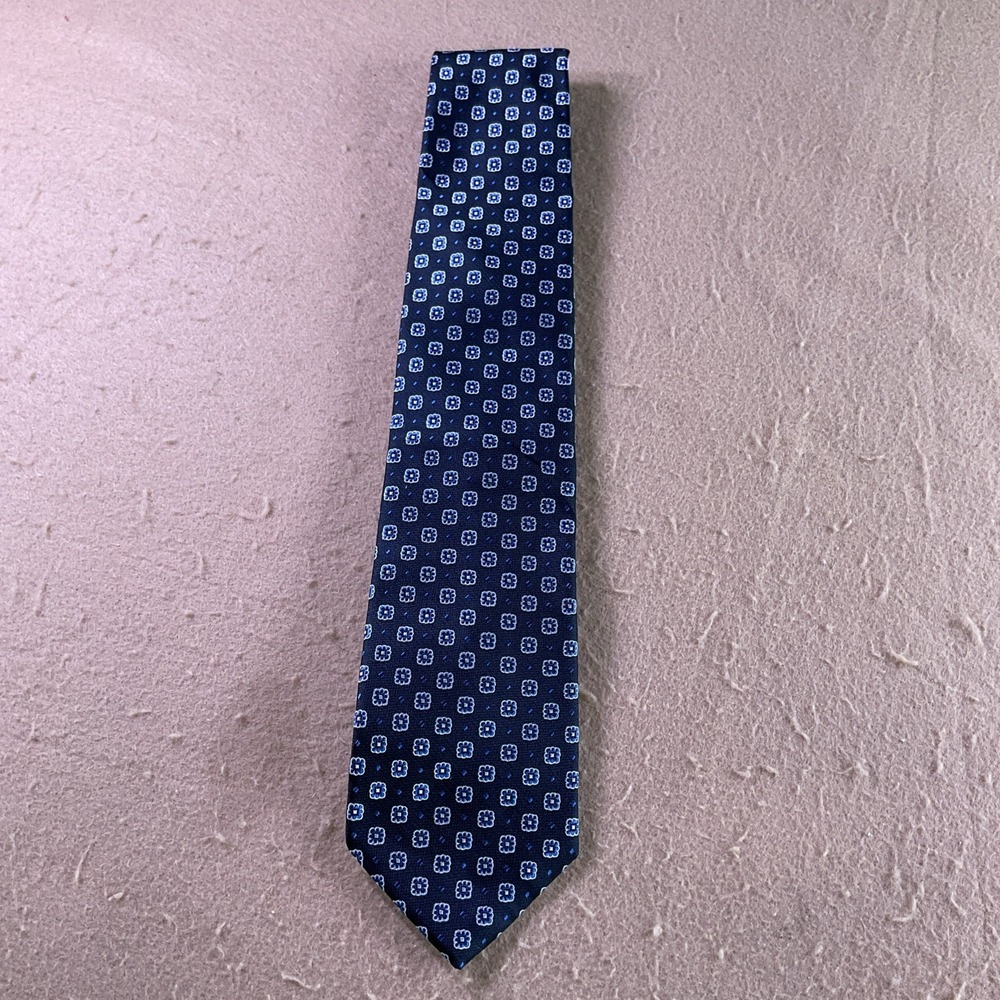 Brooks Brothers 346 Mens XL Silk Tie Navy Blue Geometric Medallion Extra Long